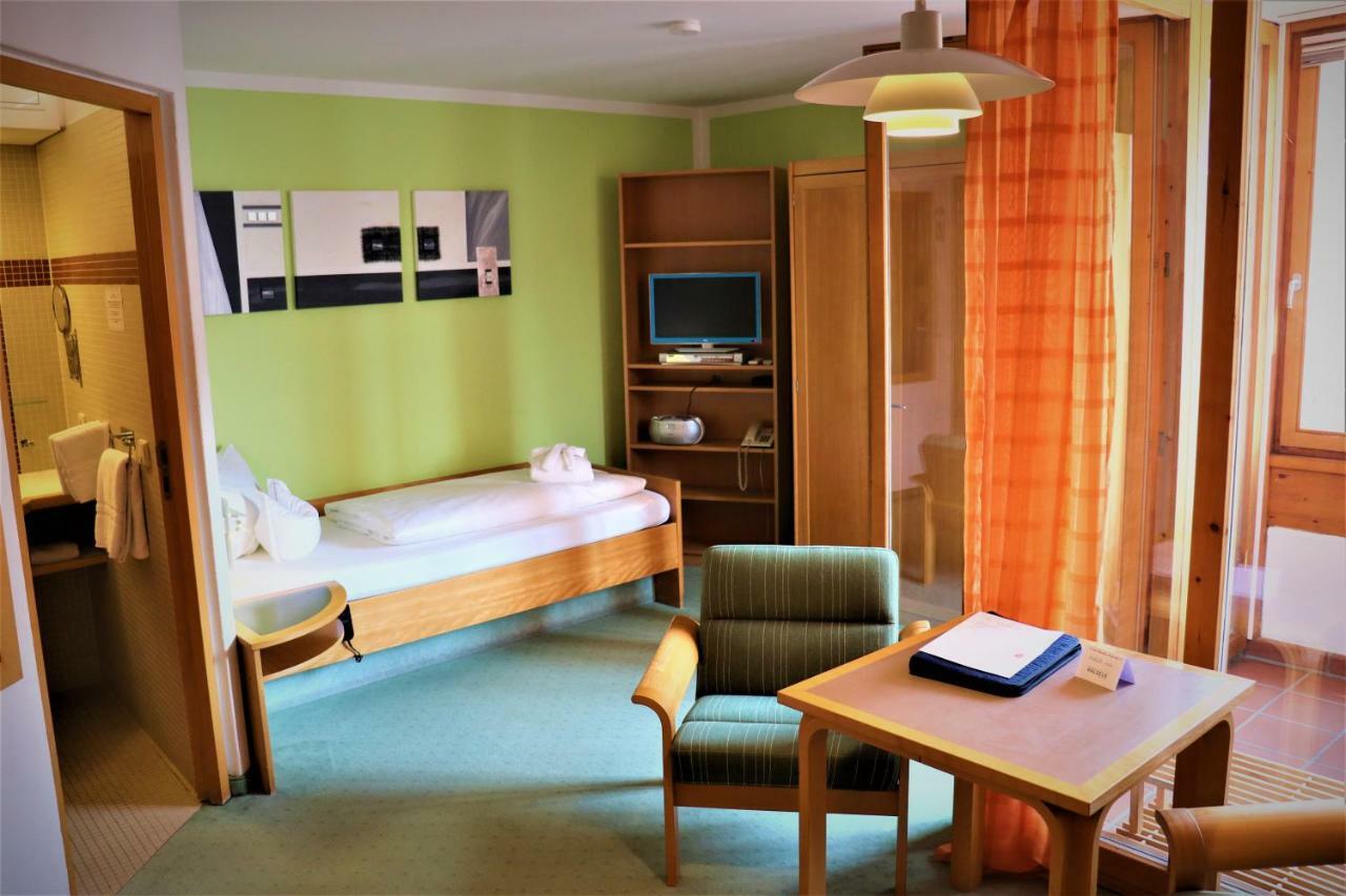 Hotel Und Appartementhof Waldeck Bad Füssing Habitación foto